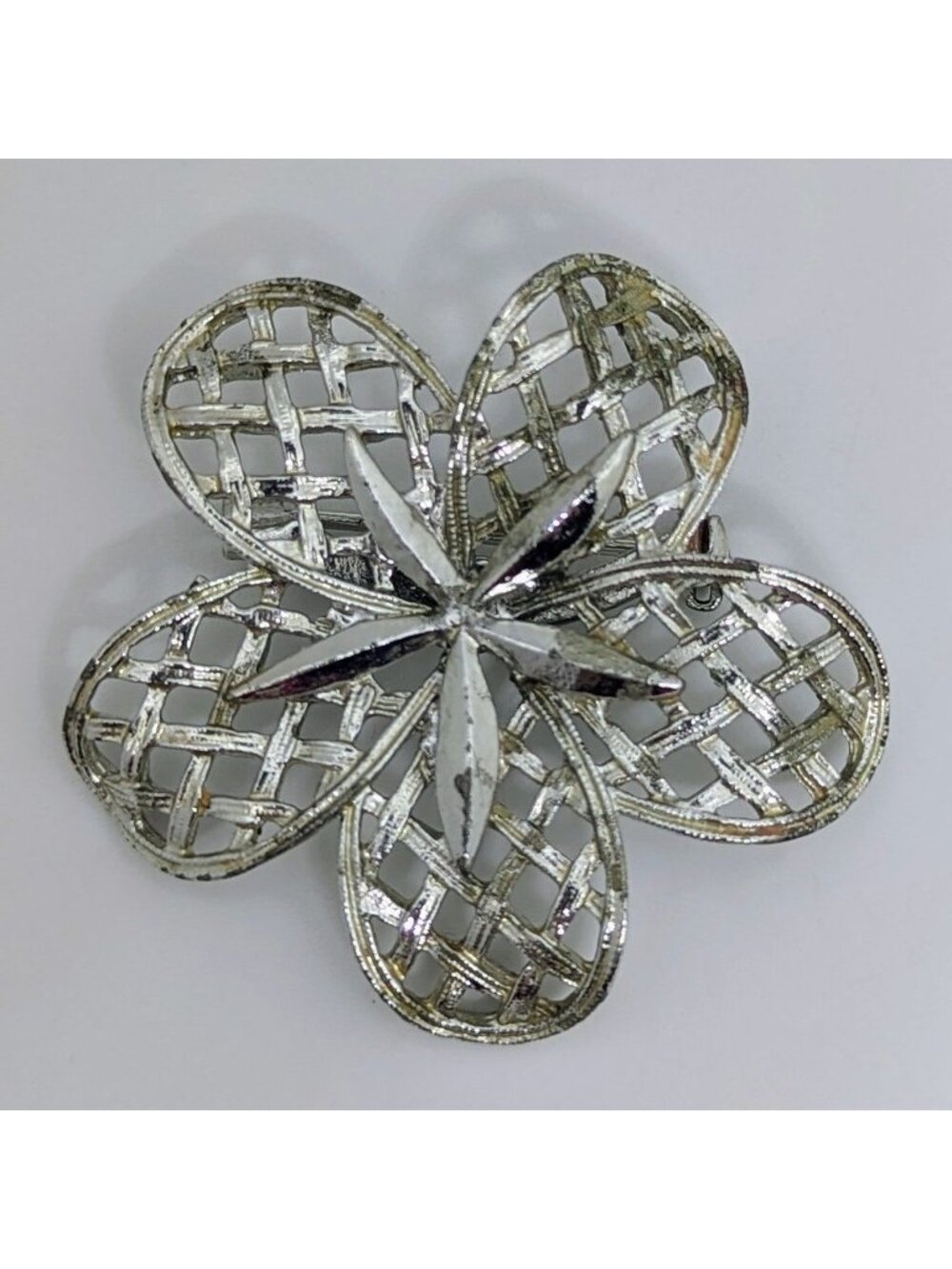 Vintage Flower Star Brooch Openwork Lattice Basketweave Retro Art Nouveau